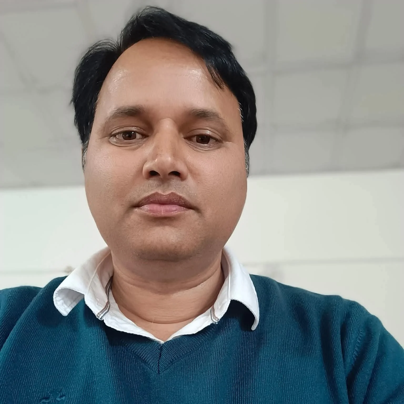 लेखक की फोटो